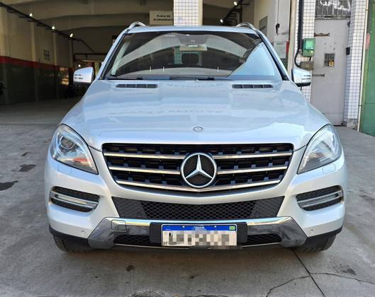 MERCEDES-BENZ ML 350 3.0 BLUETEC V6 DIESEL 4P AUTOMÁTICO MERCEDES-BENZ ML 350 3.0 BLUETEC V6 DIESEL 4P AUTOMÁTICO